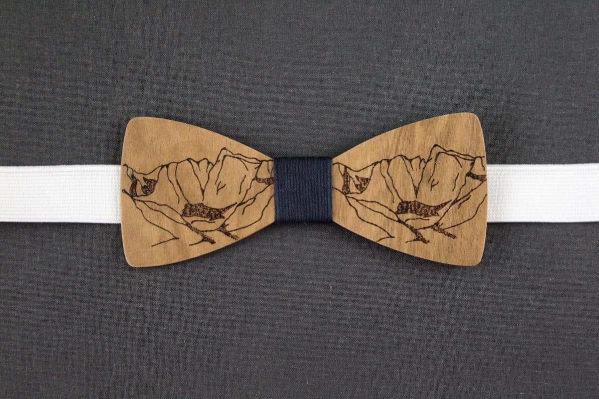 nœud papillon en bois