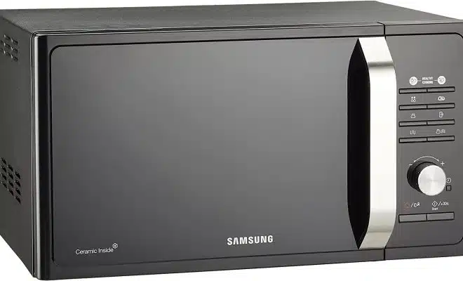 four micro-ondes Samsung ME106V-SX-XEF