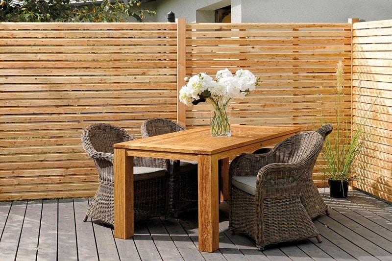 Comment entretenir une palissade bois