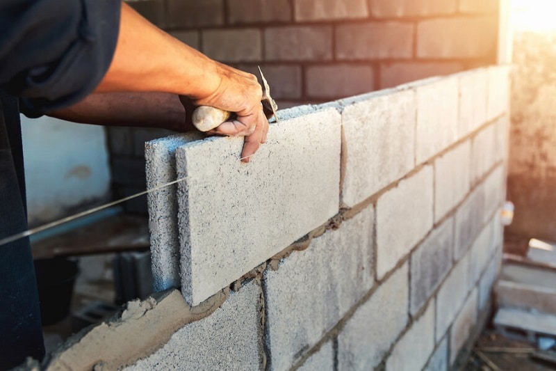 Les erreurs à éviter lorsque l'on fait construire sa maison par un constructeur