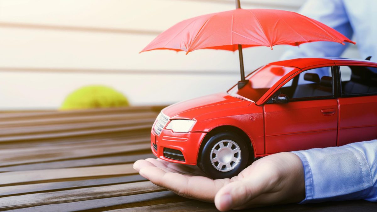 Assurance auto et jeunes conducteurs : conseils pour payer moins cher